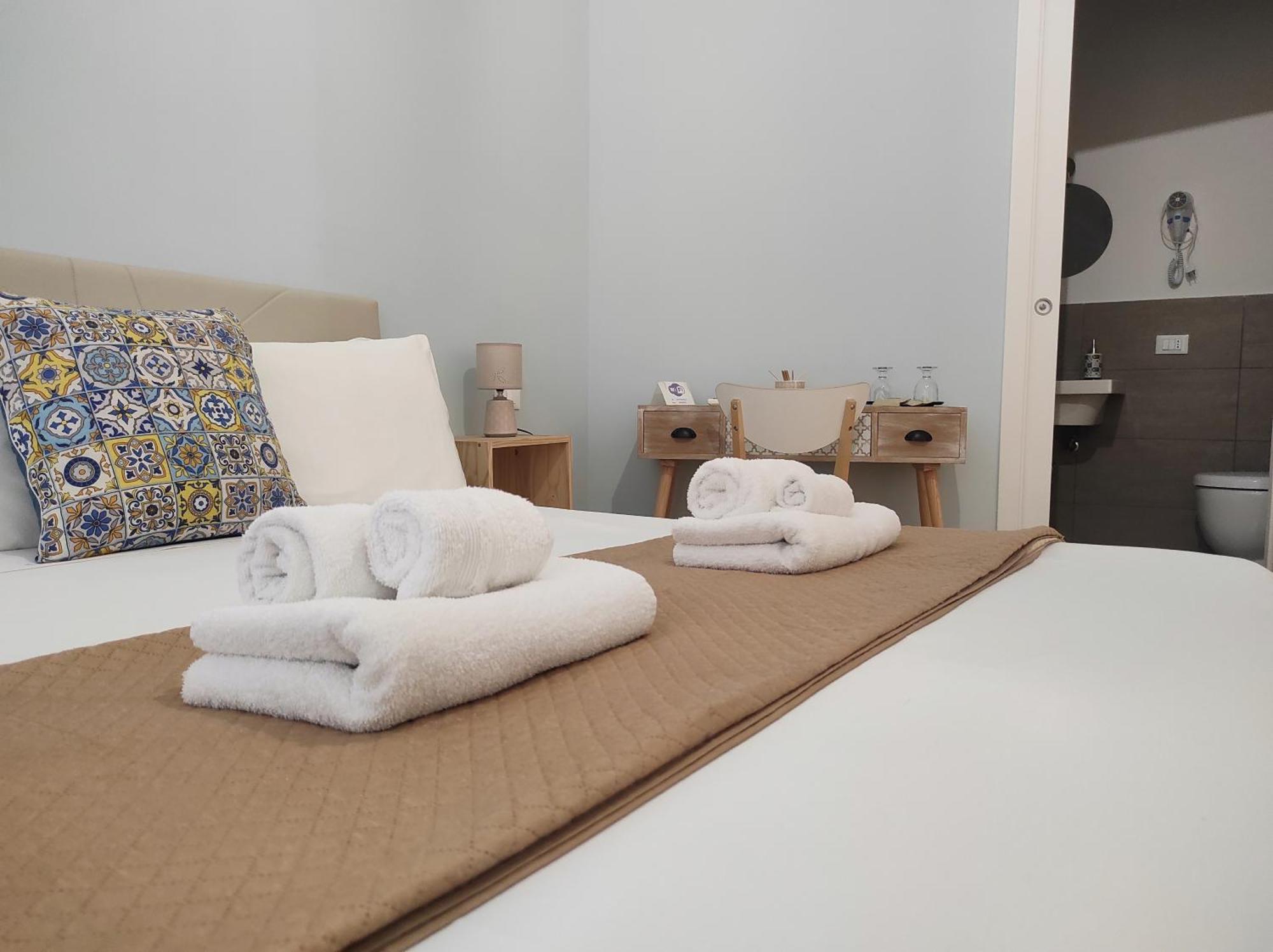 Charme Rooms Palermo-By E&K — Foto 1